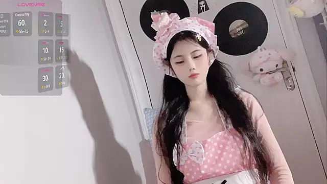 Qedgjwyz1 online show from 03.23.25