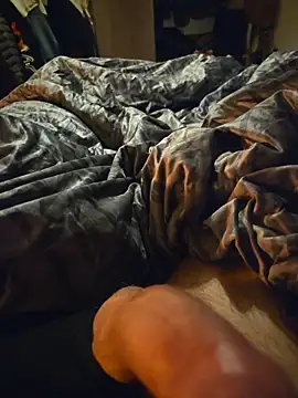 Snapshot of ruffuuss chatting on 02.25.26 ruffuuss online show from 02.25.26