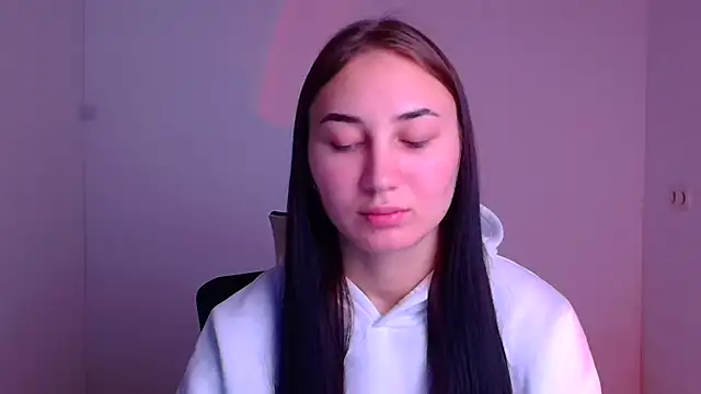 Snapshot of Jennifer_Blum chatting on 01.06.25 Jennifer Blum online show from 01.06.25