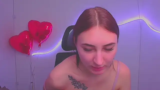 Snapshot of Jennifer_Blum chatting on 03.13.25 Jennifer Blum online show from 03.13.25