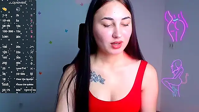 Snapshot of Jennifer_Blum chatting on 10.17.25 Jennifer Blum online show from 10.17.25