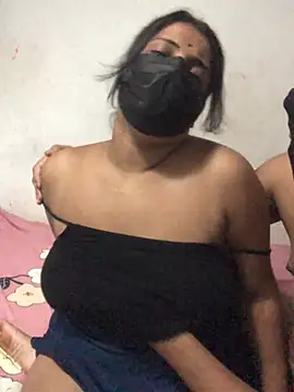 NOORA-GIRL online show from 01.09.25