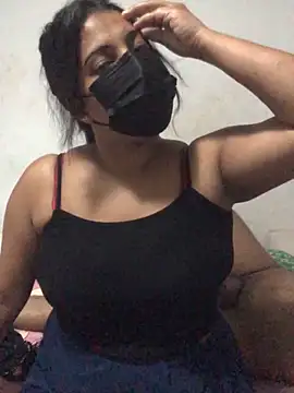 NOORA-GIRL online show from 01.17.25