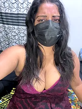 NOORA-GIRL online show from 12.13.25