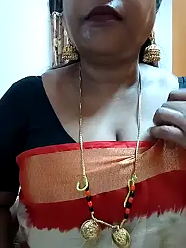 Snapshot of Swapna_143 chatting on 12.30.24 Swapna 143 online show from 12.30.24