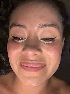 Snapshot of Marie_Rose chatting on 02.15.25 Marie Rose online show from 02.15.25