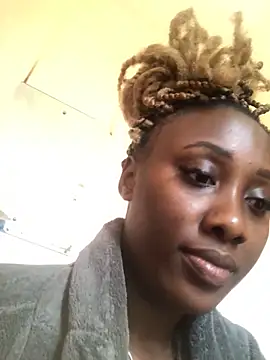 Lola kims online show from 12.24.24