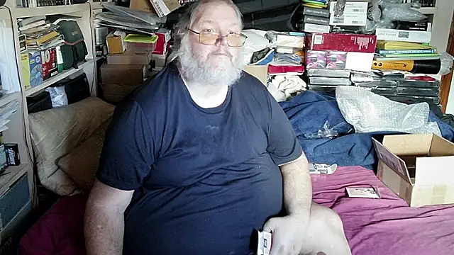 Snapshot of hadeszeuss2 chatting on 01.02.25 hadeszeuss2 online show from 01.02.25