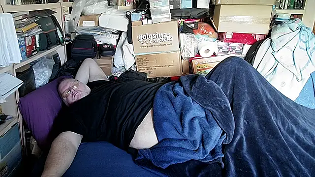 Snapshot of hadeszeuss2 chatting on 02.20.26 hadeszeuss2 online show from 02.20.26