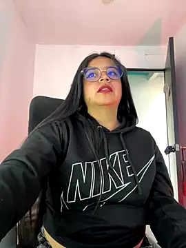 Devilsweet17 online show from 09.23.25