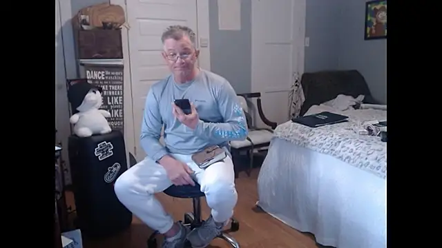 straightinyou online show from 02.18.25