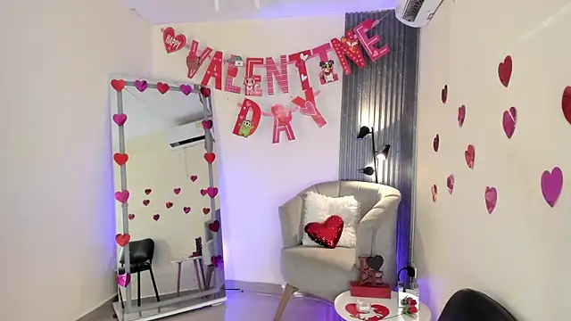 emma alice  online show from 02.17.25