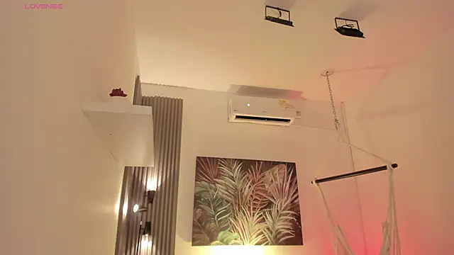 emma alice  online show from 11.05.25