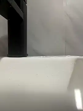 Lb20gostoso online show from 11.04.25