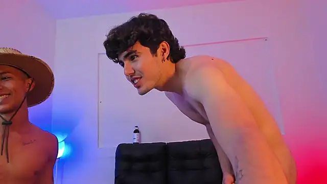 Snapshot of interracial_wallen chatting on 01.24.25 interracial wallen online show from 01.24.25