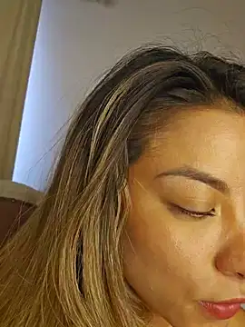 Snapshot of Karen_San_Miguel chatting on 03.21.25 Karen San Miguel online show from 03.21.25