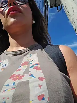 Karen San Miguel online show from 04.01.26