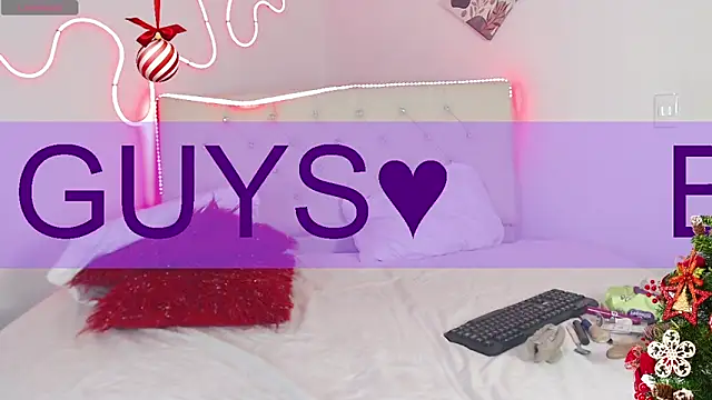 UniversitygirlQS online show from 12.21.24