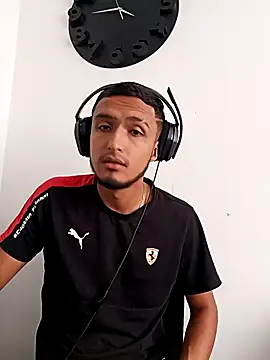 Snapshot of mosmar_20 chatting on 01.05.25 mosmar 20 online show from 01.05.25