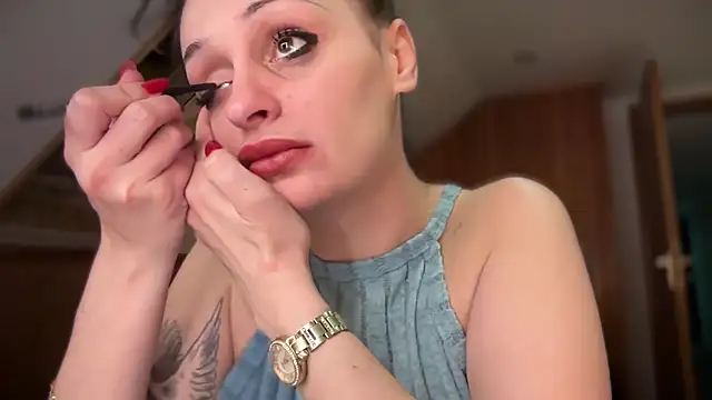 JeSuisUnTapin online show from 12.05.24