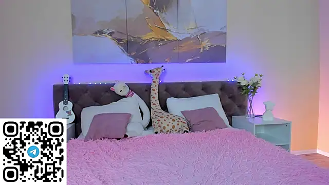 Ariella Sol online show from 01.15.25