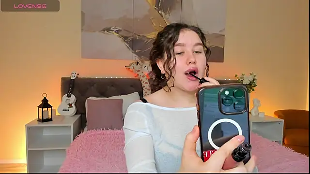 Ariella Sol online show from 01.30.25