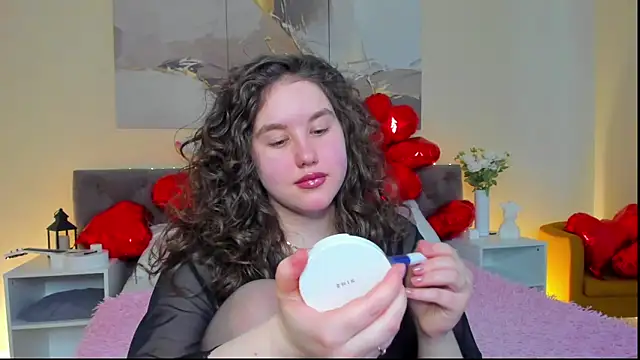 Ariella Sol online show from 02.17.25