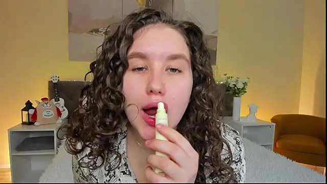 Ariella Sol online show from 03.12.25