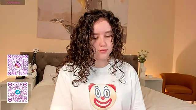 Ariella Sol online show from 09.19.25