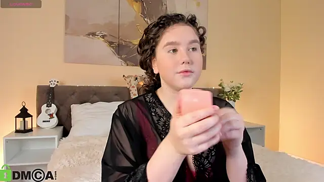 Ariella Sol online show from 10.18.25