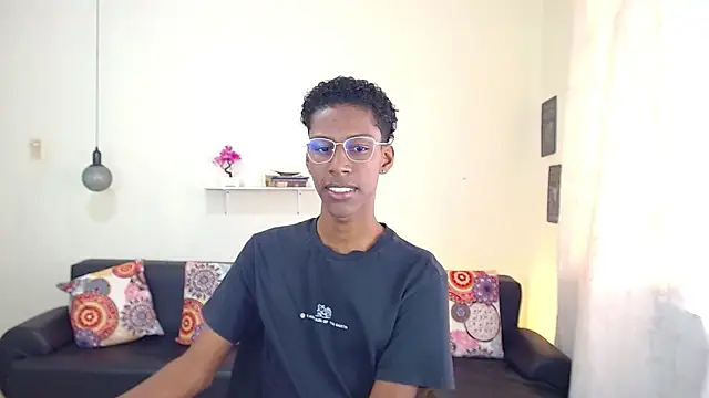 maiki18  online show from 01.17.25