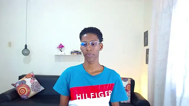 maiki18  online show from 01.23.25