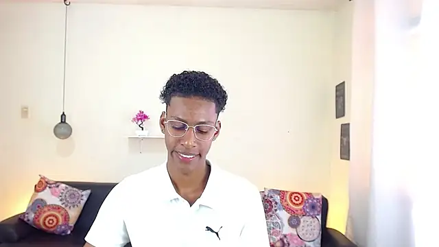 maiki18  online show from 02.12.25