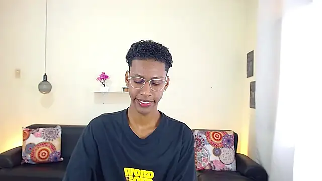 maiki18  online show from 02.14.25