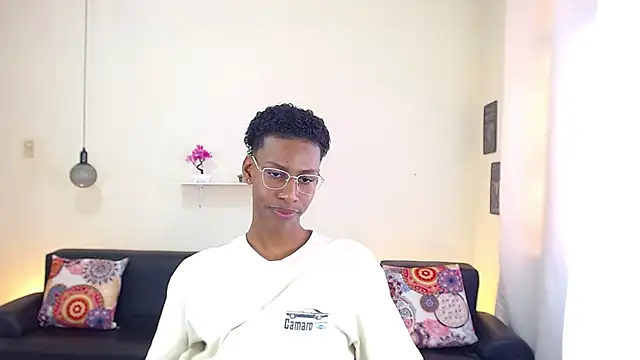 maiki18  online show from 02.18.25