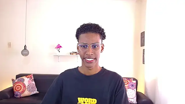 maiki18  online show from 03.01.25