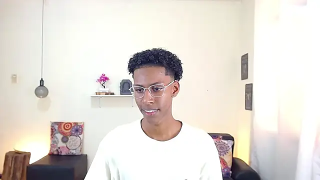 maiki18  online show from 03.18.25