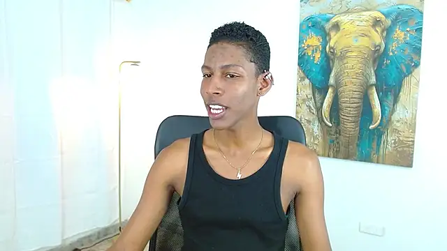 maiki18  online show from 10.02.25