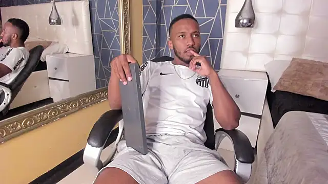 JamesParck online show from 04.04.26