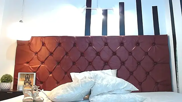 MariaJoseWalker online show from 12.12.24