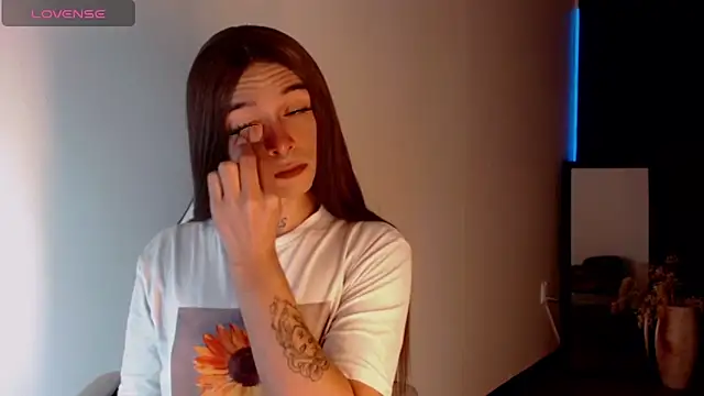 AdharaaMoon online show from 01.02.25