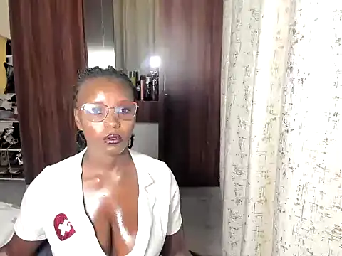 Snapshot of supa_queen254 chatting on 06.14.26 supa queen254 online show from 06.14.26