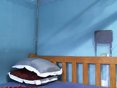 cocolicky online show from 09.29.25