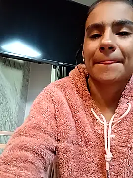 Leslly  online show from 09.26.25