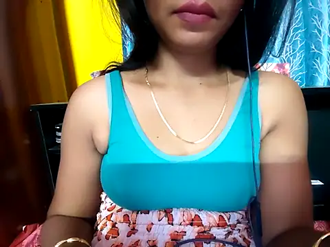 Snapshot of cutesoma2 chatting on 02.13.26 cutesoma2 online show from 02.13.26