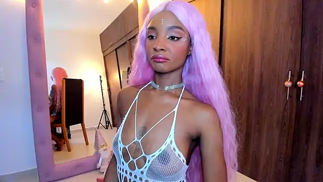 alikahouston4 online show from 12.22.25