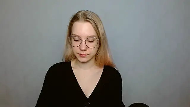 cindi hot online show from 01.17.25