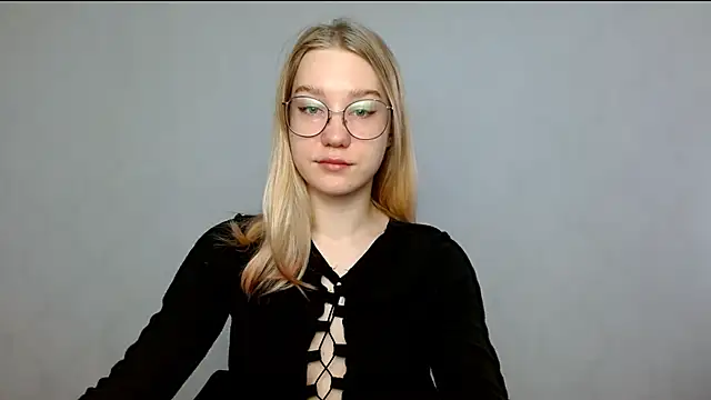 cindi hot online show from 02.18.25