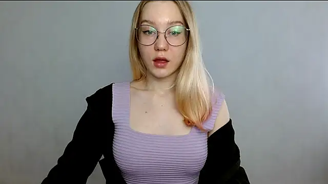 cindi hot online show from 02.22.25