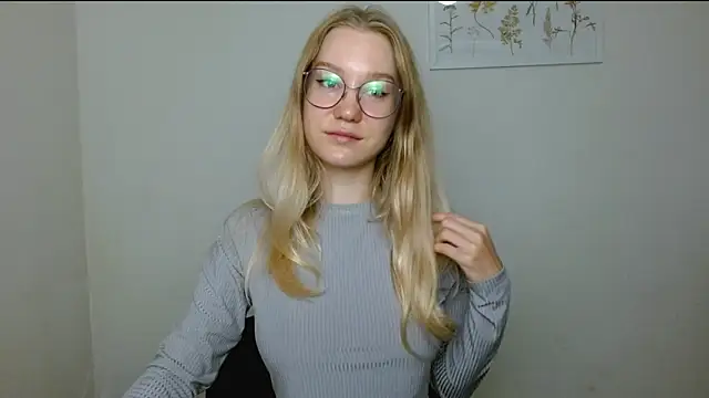 cindi hot online show from 09.13.25